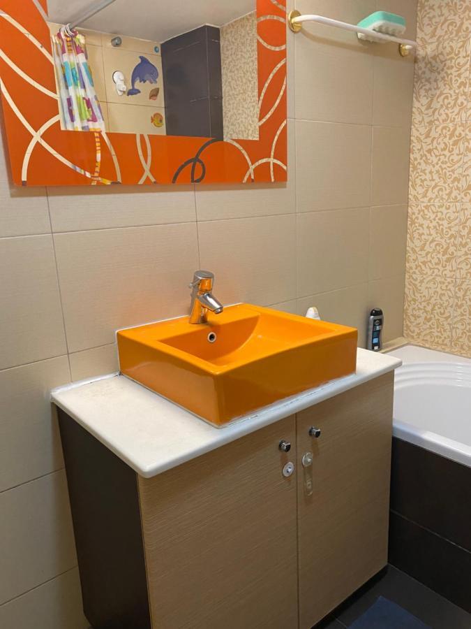Mina Apartment Heraklion  Bagian luar foto